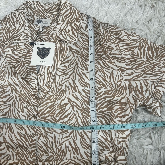 LITA By Ciara Utility Belted Romper in Neutral Tiger Print NWT - Picture 11 of 16